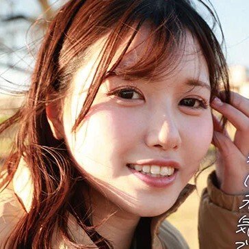 若月由衣