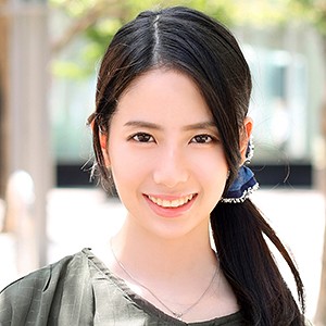 小塚由加里